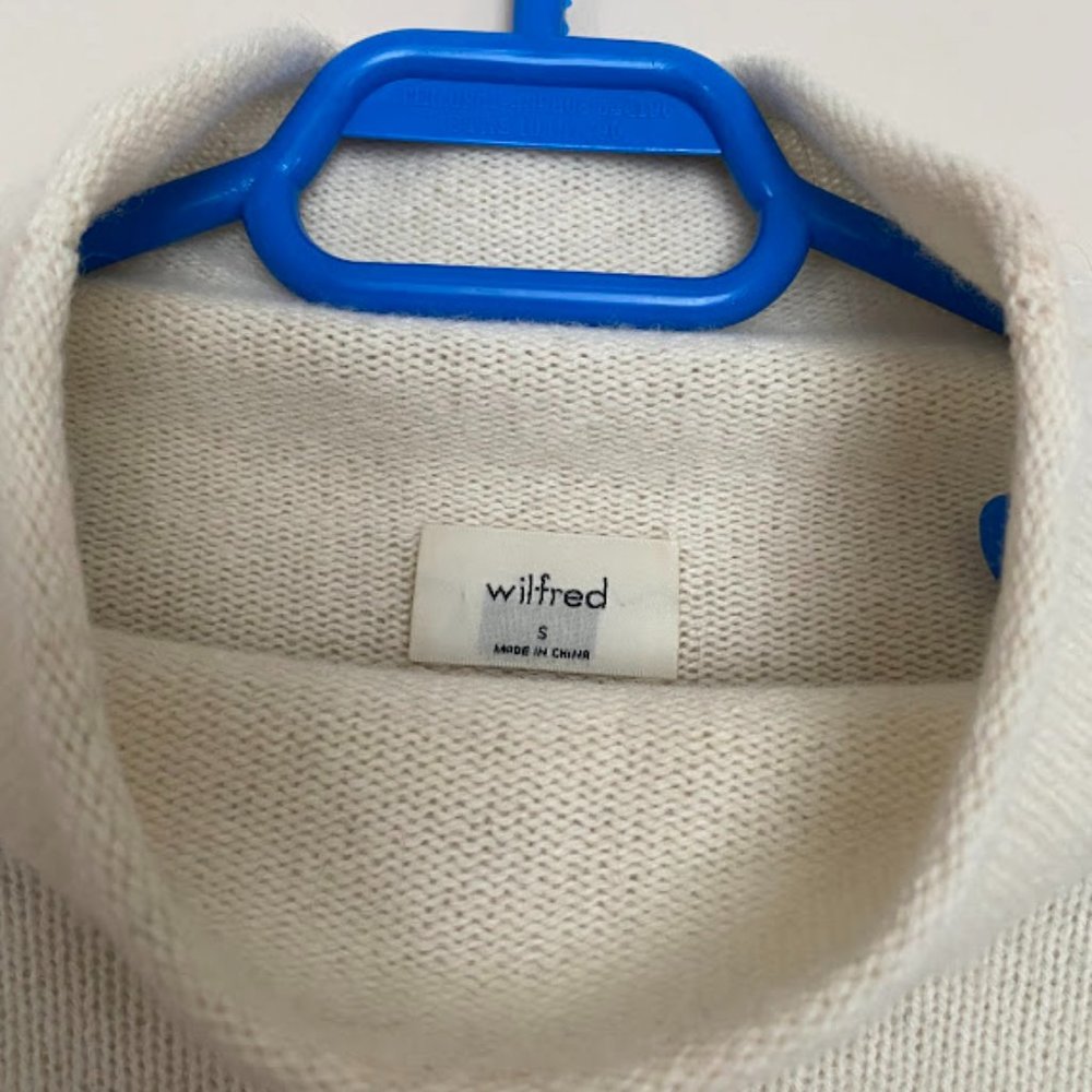 Wilfred Cyprie Luxe Cashmere Sweater - Picture 5 of 7